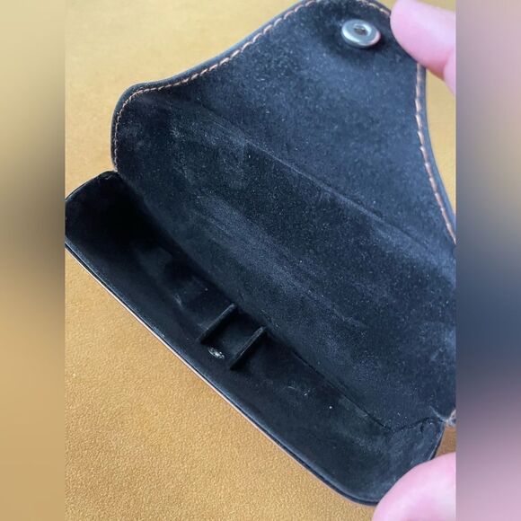 Ray-Ban Glass Case - Picture 3 of 5